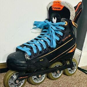 Code 2 hockey Roller Skates